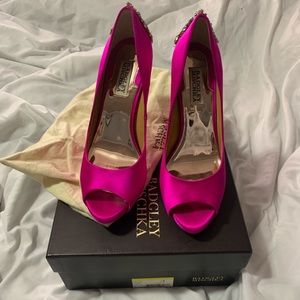 Hot pink Badgley Mischka pumps
